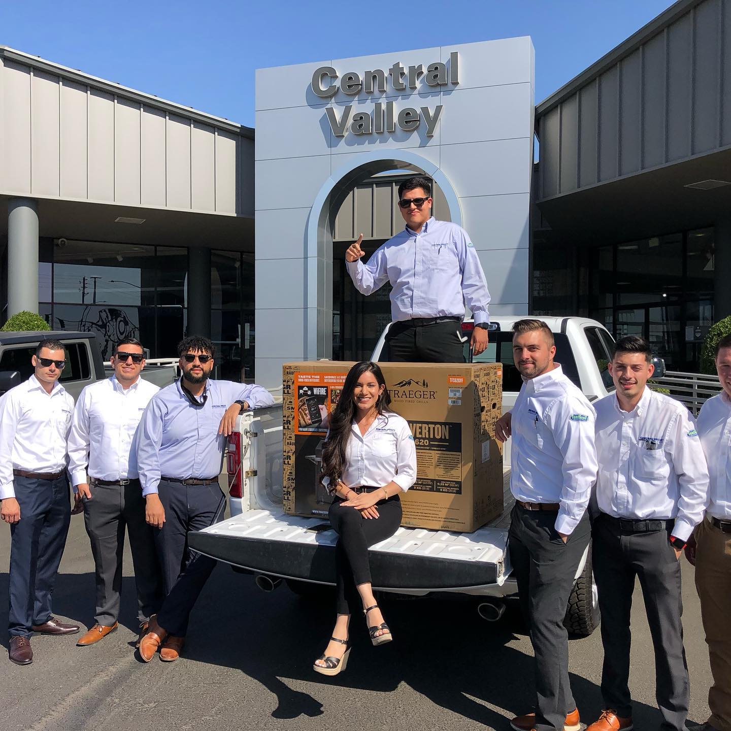 Radiant Ride and Auto Butler congratulates Hector Hermosillo for being top producer of our Summer Blitz sales contest at Central Valley Automotive Group in Modesto, CA. Big thanks to Brent Gardner and all sales associates for the support and participation! @centralvalley.cjdr